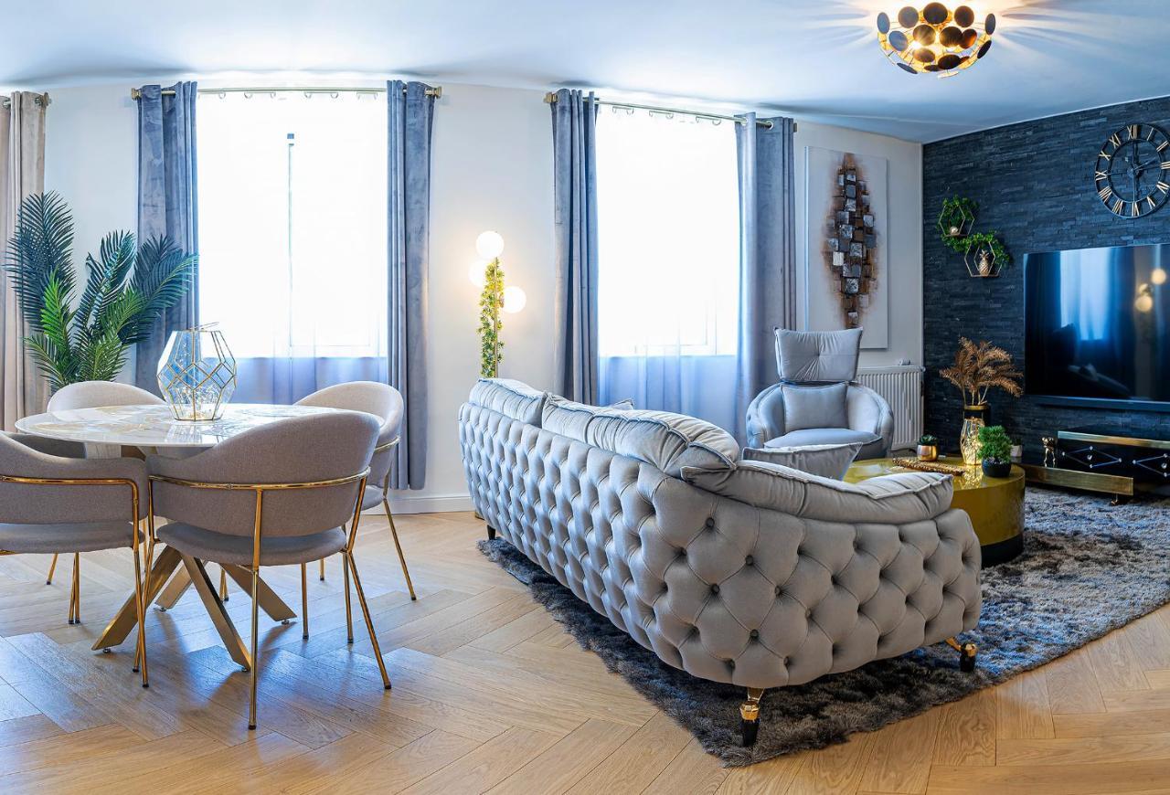 Magnifique Loft / Spa En Face De La Cathedrale ! ナルボンヌ エクステリア 写真