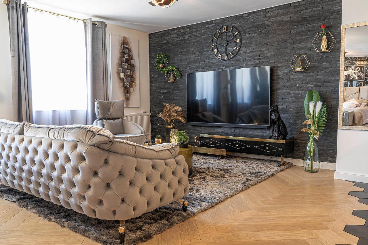 Magnifique Loft / Spa En Face De La Cathedrale ! ナルボンヌ エクステリア 写真